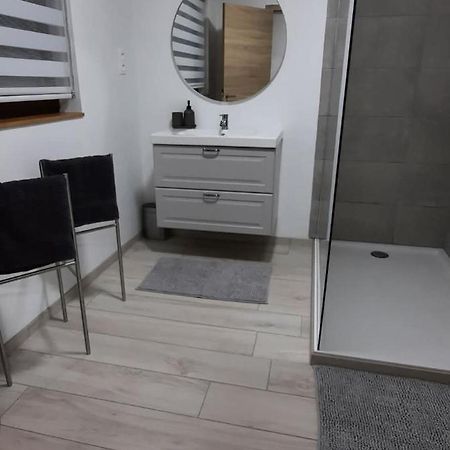 Le Cocon Des Pres Apartment เซนต์-ฮิวเบิร์ต ภายนอก รูปภาพ